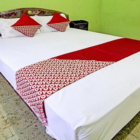 Отель Spot On 91214 Desa Wisata Pandean Trenggalek Экстерьер фото