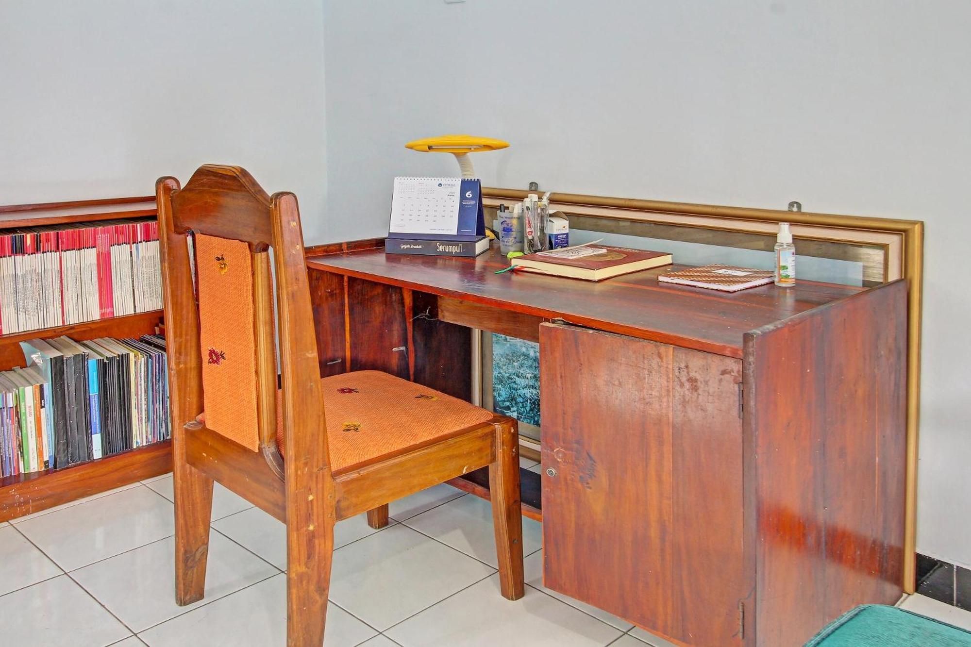 Отель Spot On 91214 Desa Wisata Pandean Trenggalek Экстерьер фото